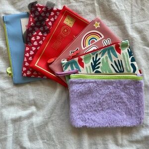 Set of 5 Like New Ipsy Makeup Cosmetic Bags Travel Pouches Small Clutch